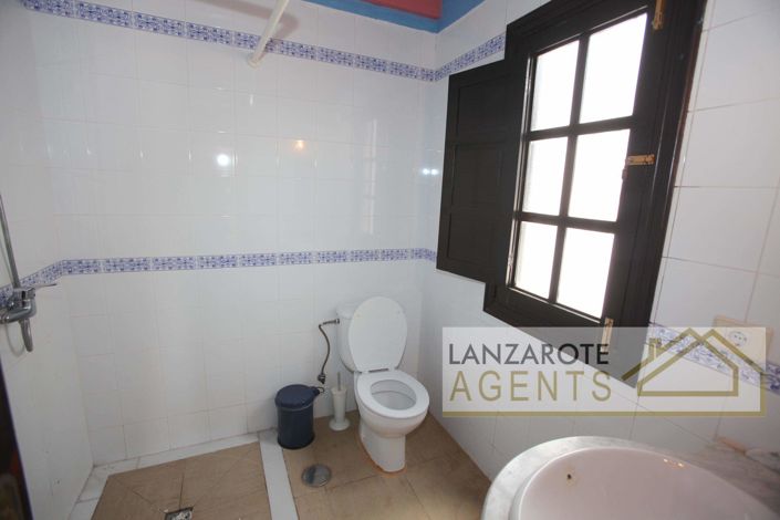 Image No.20-5 Bed Villa for sale