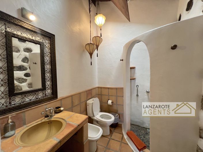 Image No.30-4 Bed Villa for sale