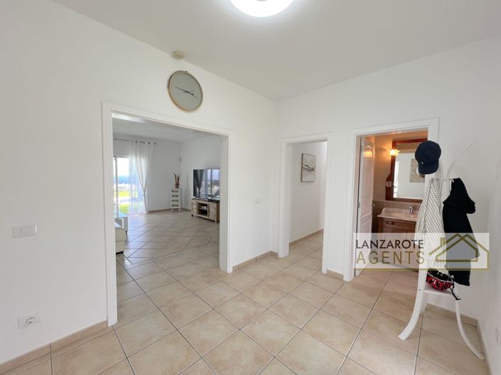 Image No.11-3 Bed Villa for sale
