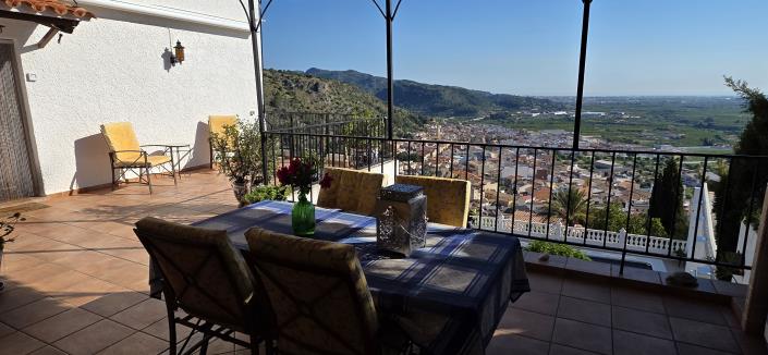 Image No.6-4 Bed Villa / Detached for sale