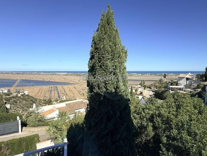 Image No.26-4 Bed Villa / Detached for sale