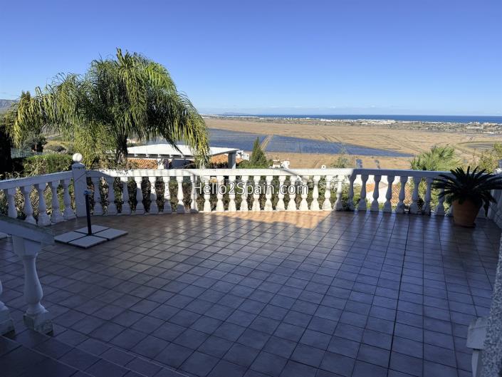 Image No.36-4 Bed Villa / Detached for sale