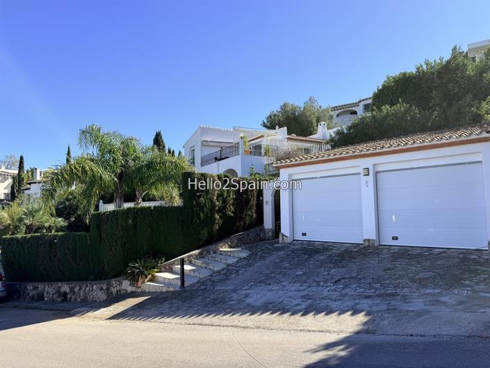 Image No.52-4 Bed Villa / Detached for sale