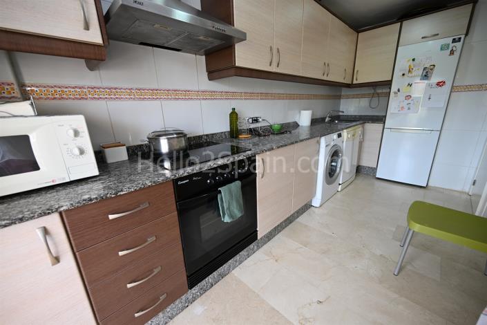 Image No.9-2 Bed Townhouse for sale