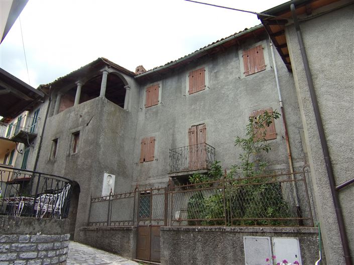 Image No.4-Maison de 4 chambres à vendre à Castelnuovo di Garfagnana