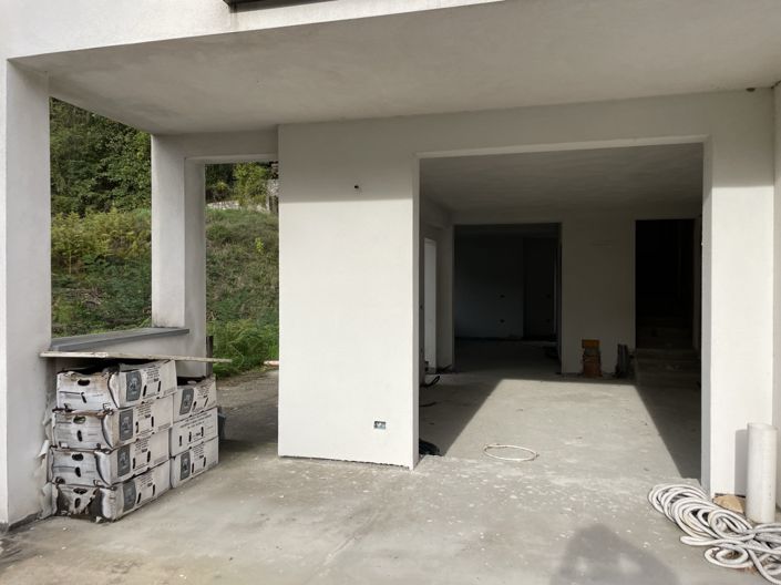 Image No.13-3 Bed Property for sale