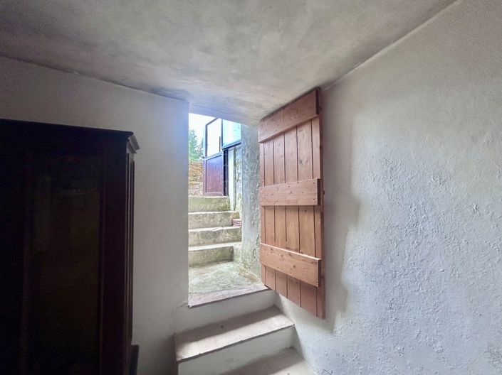 Image No.21-4 Bed Property for sale