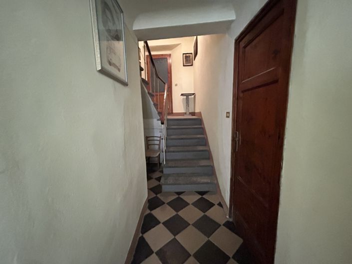 Image No.3-2 Bed Property for sale