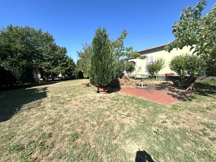Image No.21-4 Bed Property for sale