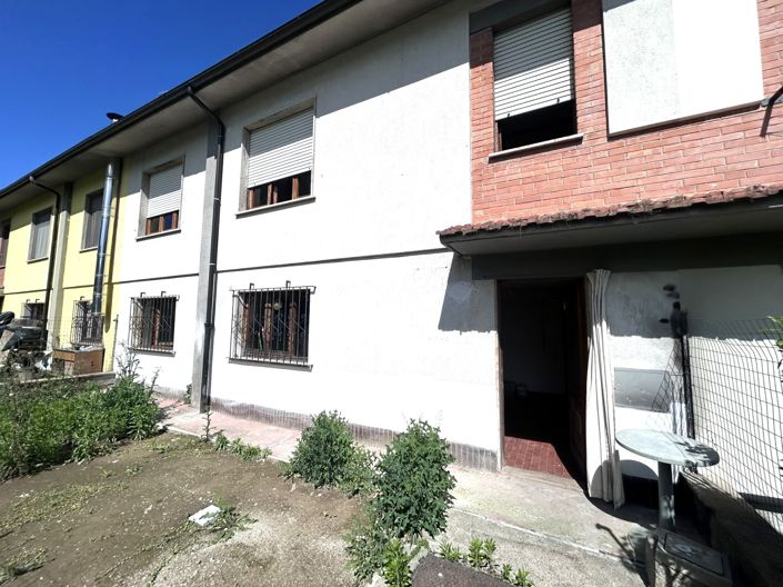 Image No.16-2 Bed Property for sale