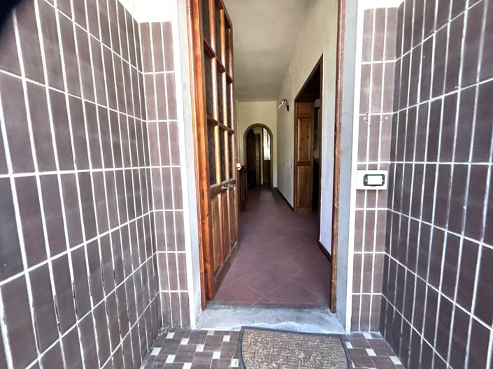 Image No.3-2 Bed Property for sale
