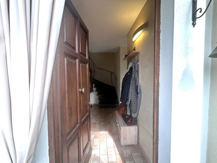 Image No.7-2 Bed Property for sale