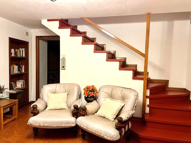 Image No.3-3 Bed Property for sale