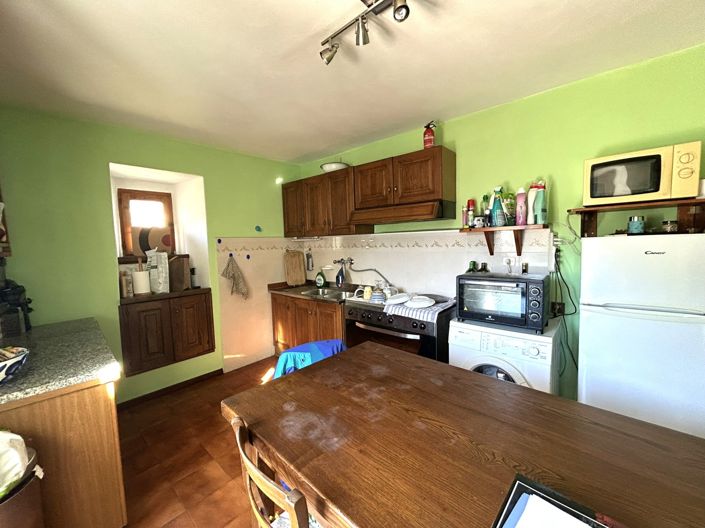 Image No.8-3 Bed Property for sale