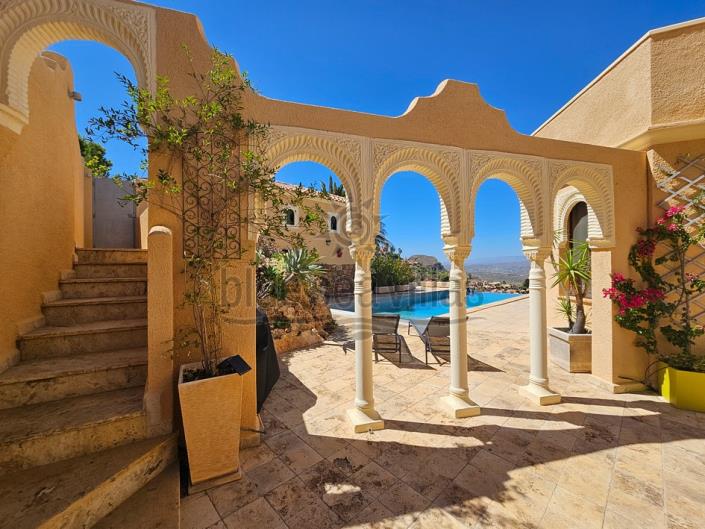 Image No.6-Villa / Détaché de 4 chambres à vendre à Turre