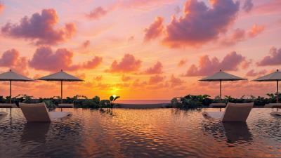 gibbs-grove-st-peter-rooftop-sunset