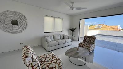 hocus-villa-living-room