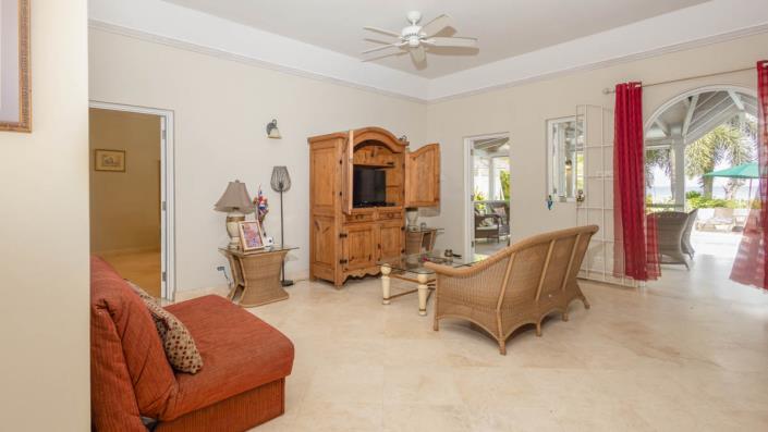 Image No.24-6 Bed Villa for sale