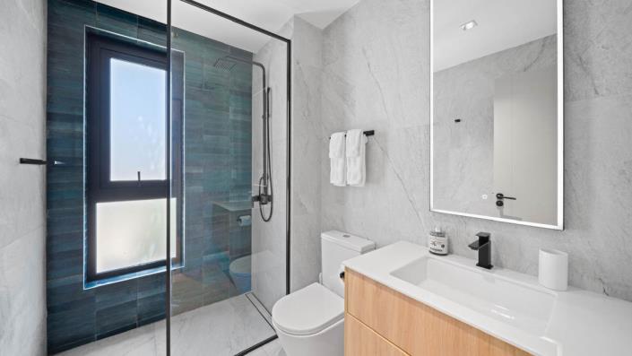 Image No.13-3 Bed Apartment for sale