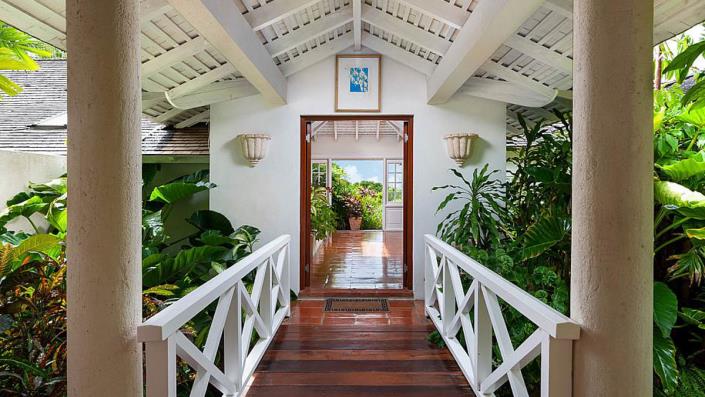 Image No.32-5 Bed Villa for sale