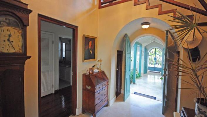 Image No.6-5 Bed Villa for sale