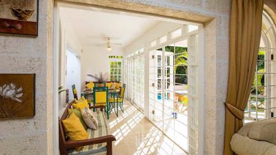 sle-clemrose-house-and-cottage-st-james-patio