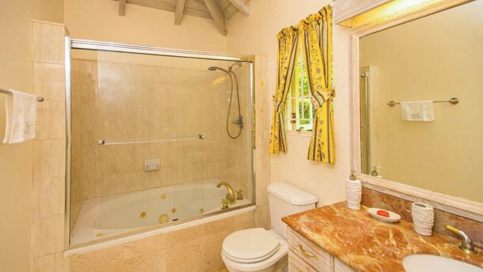 Image No.17-6 Bed Villa for sale