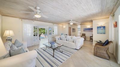 sle-sandalwood-living-area