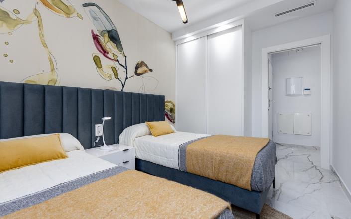 Image No.14-2 Bed Apartment for sale