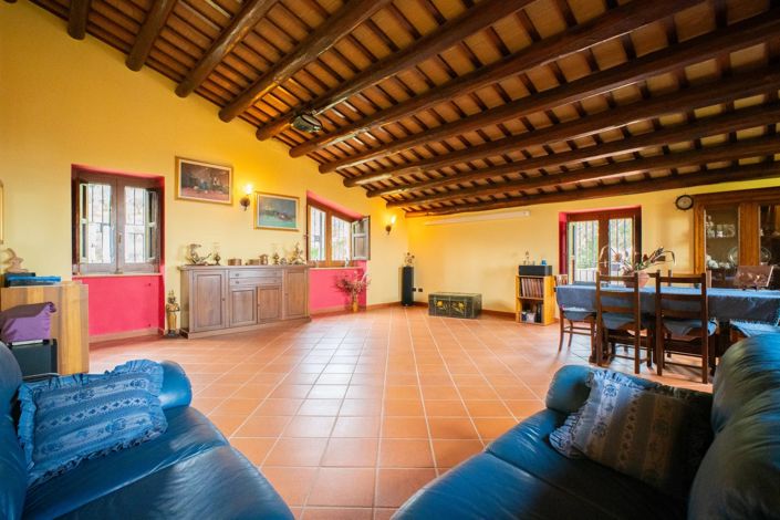Image No.30-4 Bed Villa for sale