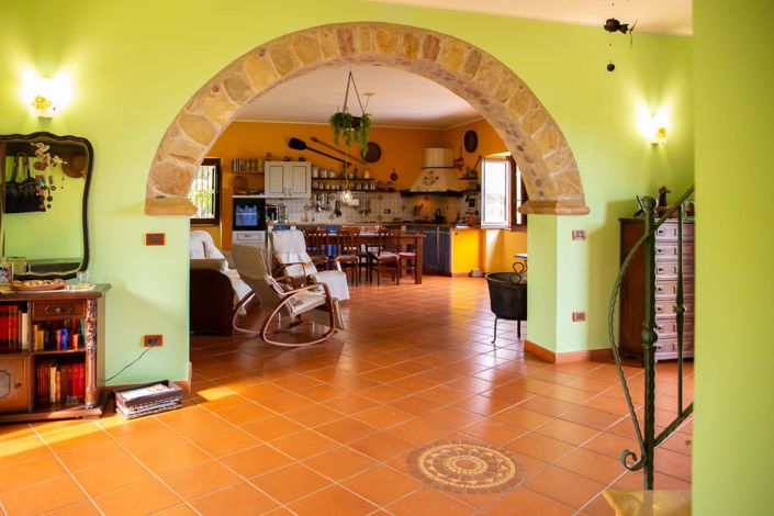 Image No.9-4 Bed Villa for sale