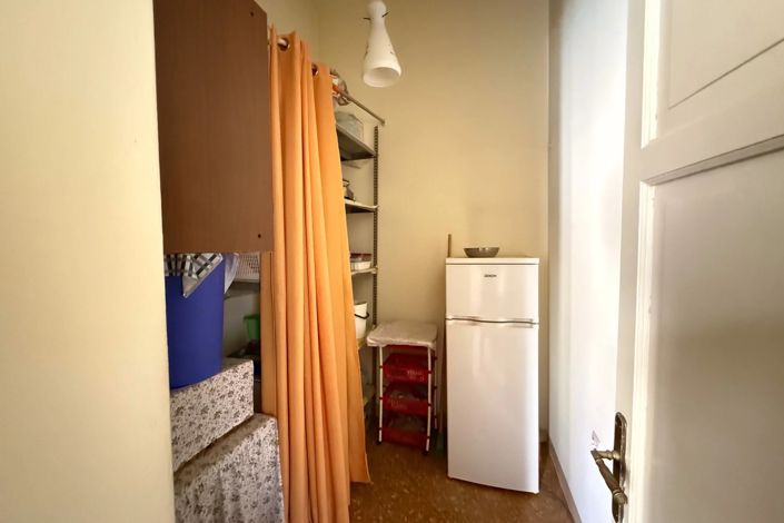 Image No.17-3 Bed House for sale