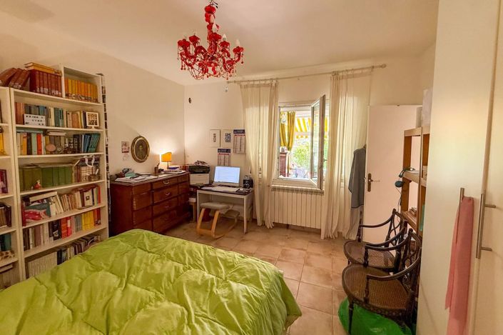 Image No.16-2 Bed Villa for sale