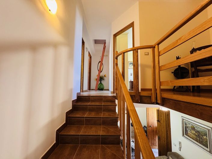 Image No.22-2 Bed Apartment for sale