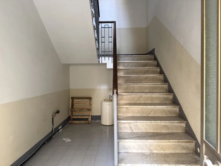 Image No.7-10 Bed Property for sale