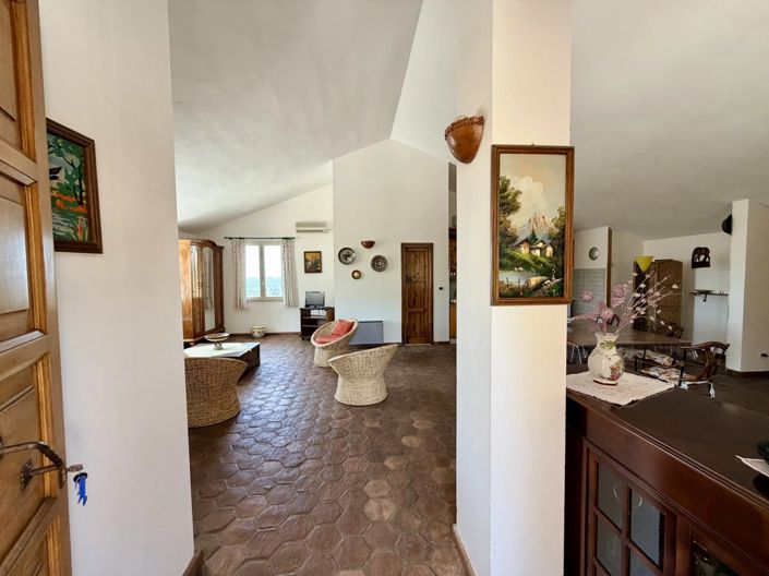 Image No.28-6 Bed Villa for sale