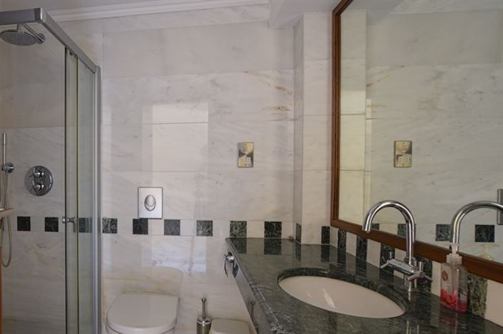 Image No.32-5 Bed Villa for sale