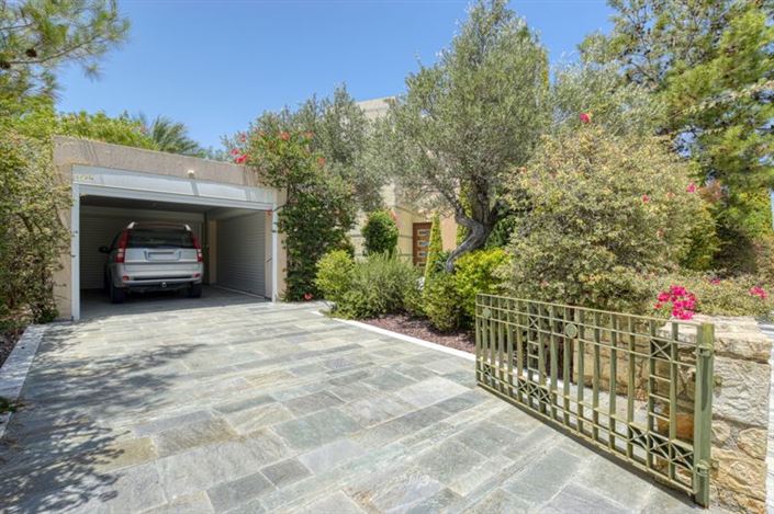 Image No.36-5 Bed Villa for sale
