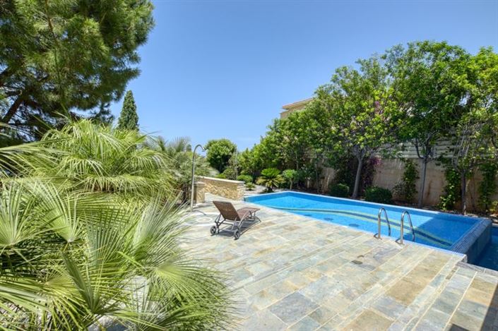 Image No.39-5 Bed Villa for sale