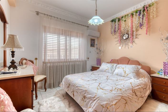 Image No.14-3 Bed Villa for sale