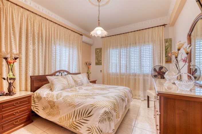 Image No.10-3 Bed Villa for sale