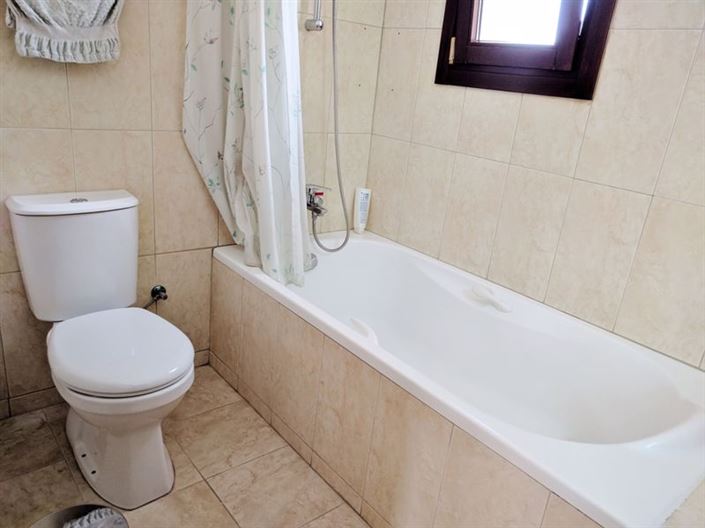 Image No.10-3 Bed Villa for sale