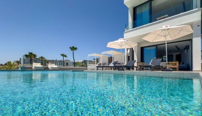Image No.30-4 Bed Villa for sale