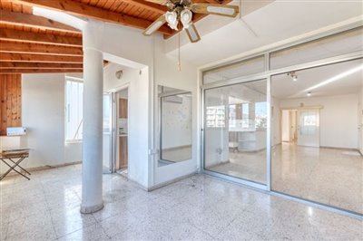 enclosed-balcony-1
