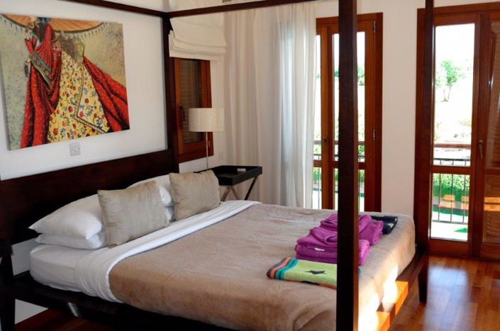 Image No.10-5 Bed Villa for sale