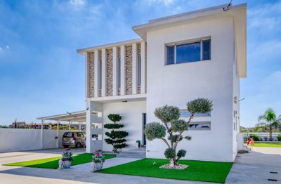 1 - Troulloi, Villa