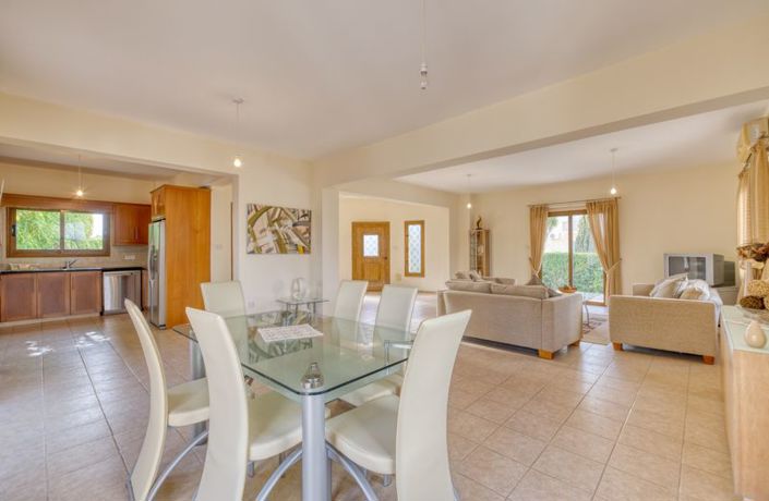 Image No.9-3 Bed Villa for sale