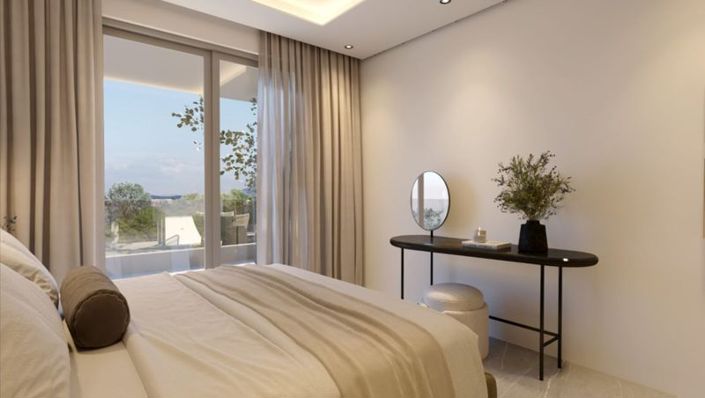 Image No.14-3 Bed Apartment for sale
