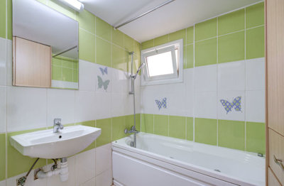 bathroom-2