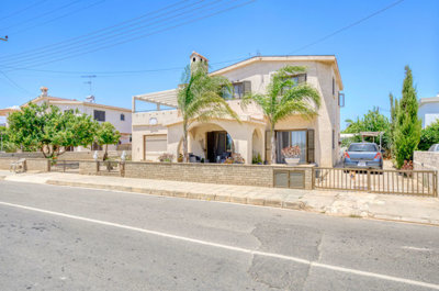front-of-property-1